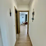 شقة Complex Mirage Of نيسيبار