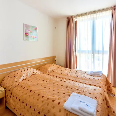 Complex Mirage Of Apartament *