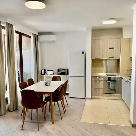 Apartament Complex Mirage Of