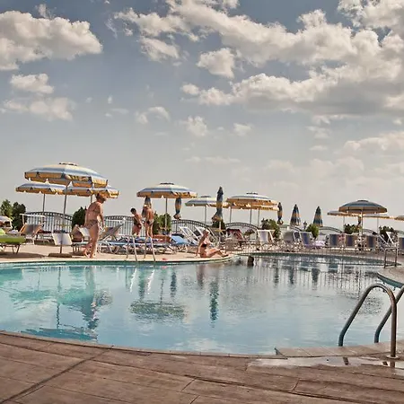 Daire Complex Mirage Of *