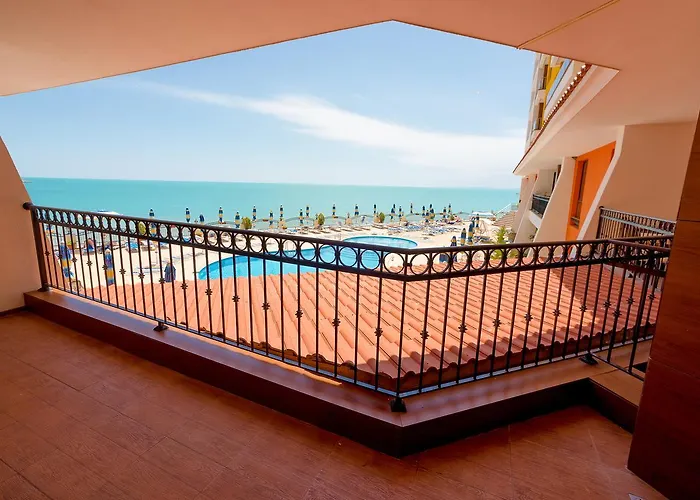 Lägenhet Complex Mirage Of